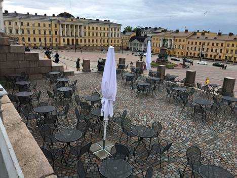 Kolme ravintoloitsijaa avasi terassin ja ravintolan Tuomiokirkon  rakenteisiin: ”Paikka on ainutlaatuinen” - Helsinki 