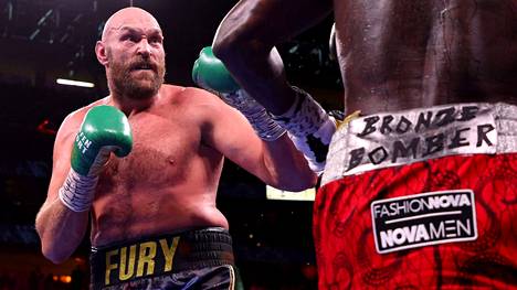 Tyson Fury otteli Las Vegasissa Deontay Wilderia vastaan lokakuun alkupuolella.