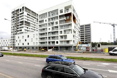 Rakentaminen muuttaa Helsingin Munkkivuorta. Uusiin taloihin tulee muun muassa kivijalkaliikkeitä.