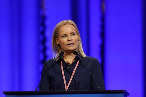 Perussuomalaisten puheenjohtaja Riikka Purra nosti maahanmuuton hallitusyhteistyön kynnyskysymykseksi linjapuheessaan. 