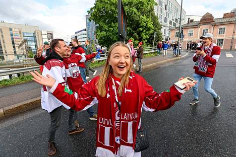 Marta, who traveled 11 hours to Tampere, rejoiced after the match.