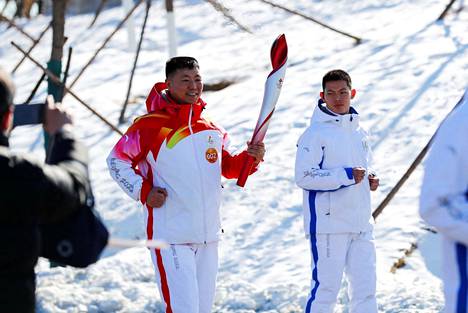 Soldier Qi Fabao, who excelled in the China-India border conflict in 2020, was one of the Chinese who carried the Olympic torch. 