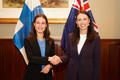 Pääministerit Sanna Marin ja Jacinda Ardern tapasivat marraskuussa Uudessa-Seelannissa. Kyseessä oli ensimmäinen Suomen pääministerin vierailu Uuteen-Seelantiin.