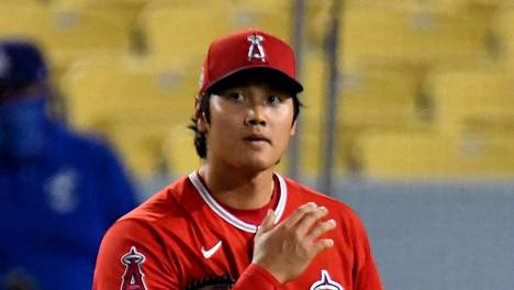 Baseball | Japanilainen baseballtähti syötti ja löi MLB:n tilastokärkeen samassa vuoroparissa