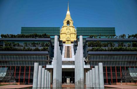 Thaimaan parlamentin rakennus sijaitsee pääkaupunki Bangkokissa.