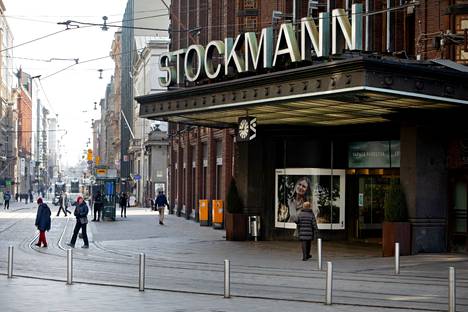 Stockmannin tavaratalo päätettiin vuonna 2020 panna myyntiin.