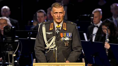 Puolustusvoimain komentaja Timo Kivinen puhui huhtikuun lopussa kansallisen veteraanipäivän valtakunnallisessa pääjuhlassa Lappeenrannassa.