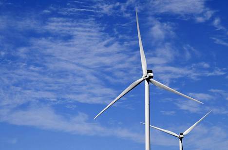 Länsirannikon tuulivoimatuotantoa joudutaan rajoittamaan verkon rakennustöiden ajaksi.