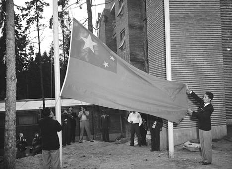 Kiinalaisten lipunnosto Otaniemessä oli maalle tärkeä mediatapahtuma.
