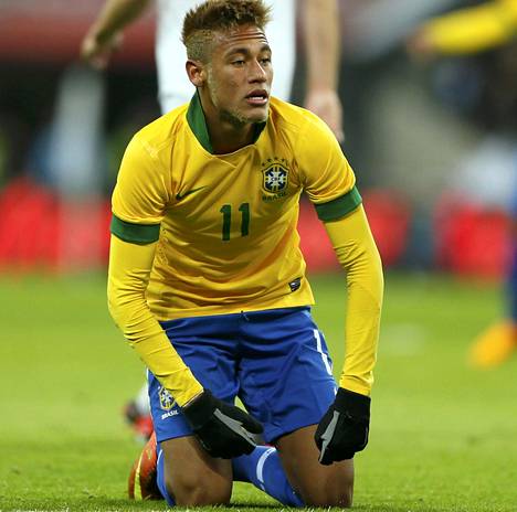 Brasilian tähtihyökkääjä Neymar ei onnistunut Englantia vastaan.