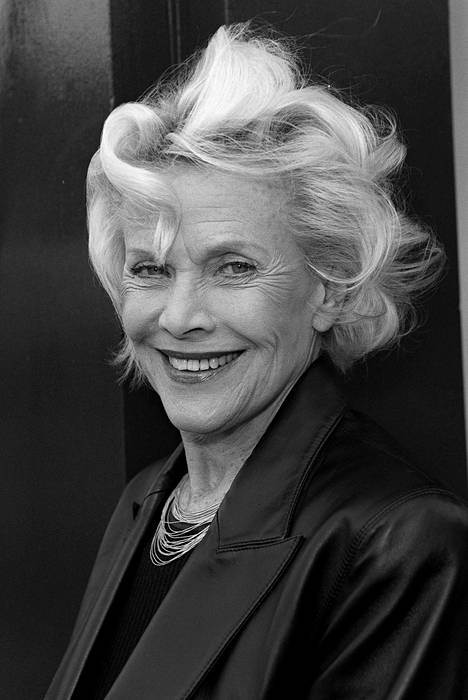 Причина смерти honor blackman