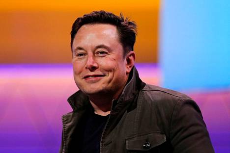 Elon Musk ja Twitter yrittävät saada välisensä yrityskaupan päätökseen ennen lokakuun loppua.