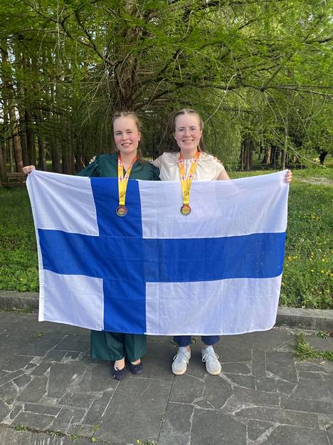 This year, Siiri Roschier (left) and Aino Aulanko brought gold and bronze to Finland from the European Girls' Mathematics Olympiad.