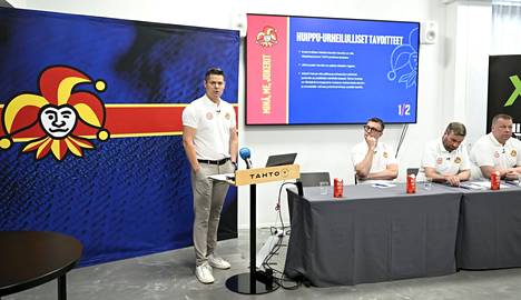 Jokeri's board chairman Mikko Saarni (left), CEO Antti-Jussi Niemi, sports director Olli-Pekka Yrjänheikki and head coach Tero Määttä appeared at a media conference on Wednesday.