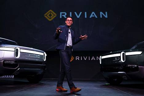 Rivianin perustaja RJ Scaringe esitteli yhtiönsä sähköllä toimivia lava-autoja ja kaupunkimaastureita autonäyttelyssä Los Angelesissa marraskuussa 2018.