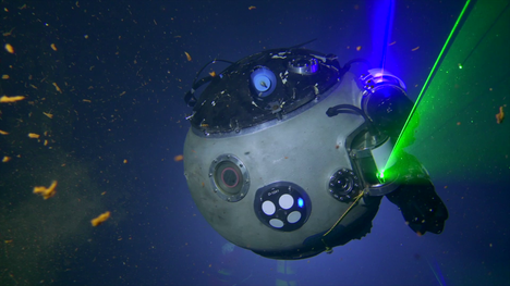 Tampereen yliopistossa kehitetty Unexmin-sukellusrobotti, jotta tutkitaan veden täyttämiä kaivoksia. Samaa teknologiaa voidaan käyttää merellä.