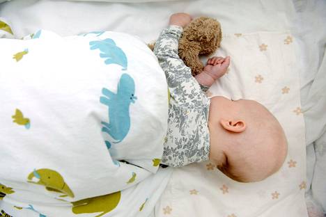 Suomessa syntyi viime vuonna vain 44 933 vauvaa.