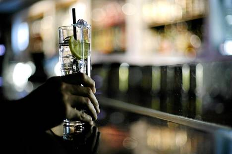 Suomessa on noin kahdeksan tuhatta alkoholin anniskelupaikkaa.