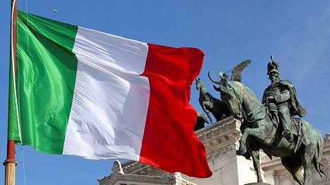 Italian kymmenvuotisen valtionlainan markkinakorko on kuluvan vuoden aikana noussut vikkelään. Moody’sin luottoluokitus Italialle on tällä hetkellä Baa3, mikä on alin luokka ennen roskalainarajaa.