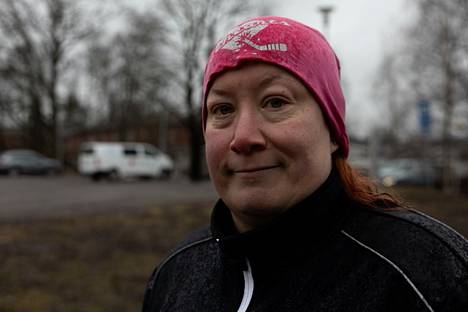 Sirpa Puolakanaho brought a candle to the school to remember the tragedy.