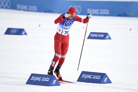 Aleksandr Bolšunov kilpaili Pekingin olympialaisissa ja tällä viikolla Malinovkassa.