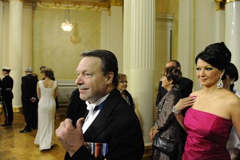Ilkka Kanerva ja puoliso Elina Kanerva (o.s. Kiikko) Linnan juhlissa vuonna 2009.