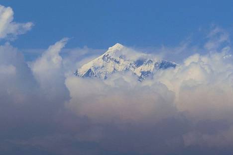 Mount Everest on maailman korkein vuori.
