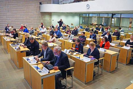 Uudenmaan maakuntavaltuusto kokoontui Helsingin valtuustosalissa viime vuonna.