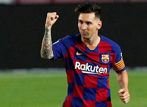 FC Barcelonan supertähti Lionel Messi on tällä kaudella tuulettanut osumia katalonialaisseuran ruudullisessa ykköspaidassa. Ensi kaudella Barcelona nähdään taas raitapaidassa.