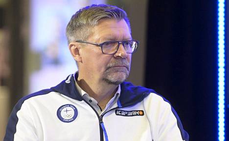 Leijonien päävalmentaja Jukka Jalonen Olympiakomitean mediatilaisuudessa 27. lokakuuta.