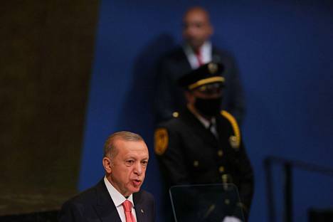 Turkin presidentti Recep Tayyip Erdoğan puhui YK:n yleiskokouksen avajaisissa New Yorkissa tiistaina. Maailman johtajat kokoontuvat fyysisesti yhteen ensimmäistä kertaa pandemian alkamisen jälkeen.