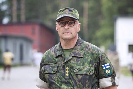 Kaartin jääkärirykmentin komentaja eversti Asko Kopra on johtanut suomalaisten ja yhdysvaltalaisten yhteisharjoitusta.