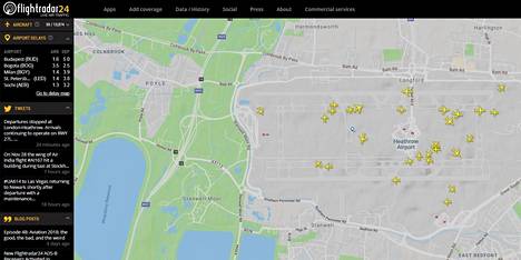Flightradar-sivusto näytti, kuinka Heathrow`lta lähtevät lennot odottivat lupaa kentällä.