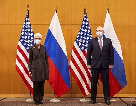 U.S. Deputy Secretary of State Wendy Sherman and Russian Deputy Secretary of State Sergei Ryabkov at talks in Geneva on January 10th.