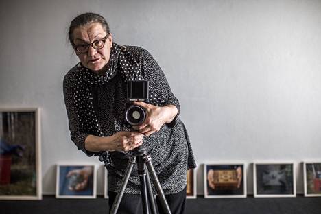 Raakel Kuukan valokuvataiteen kohteena oli usein hänen oma elämänsä. Tärkeä kuvauskohde oli myös tytär Rebekka Kuukka. 