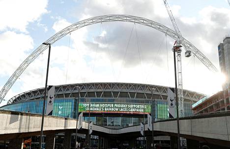 Wembleyn stadion Lontoossa toimii tällä haavaa Valioliiga-seura Tottenham Hotspurin kotistadionina.