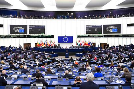 EU-parlamentti täysistunnossa Strasbourgissa keskiviikkona.