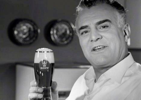 Tauno Palo esiintyi Koffin mainoksissa 1960-luvun alussa. Kuvakaappaus Elonetissä julkaistusta, vuonna 1964 valmistuneesta Presidentti I -oluen mainoksesta.