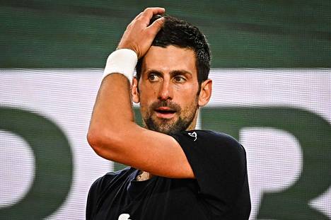 Novak Djokovic menettää 2 000 rankingpistettä.