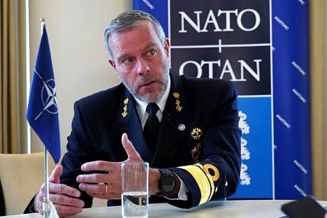 Naton sotilaskomitean puheenjohtaja, amiraali Rob Bauer Tallinnassa perjantaina.
