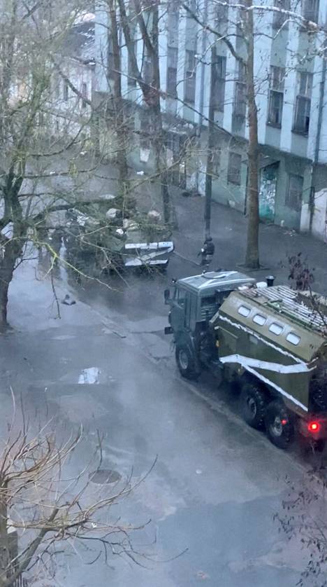 Российская военная техника на улицах Херсона. 1 марта 2022 года. Фото: Reuters