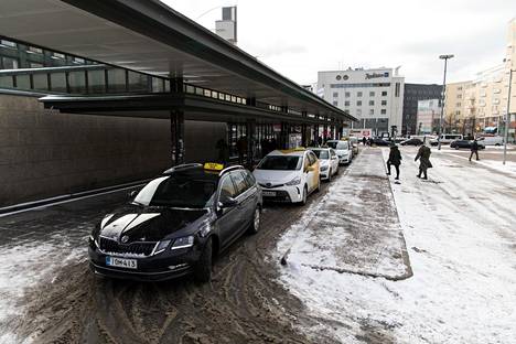 Lähitaksi ja Taksi Helsinki hallitsevat Uudenmaan taksimarkkinoita ylivoimaisella markkinaosuudella.