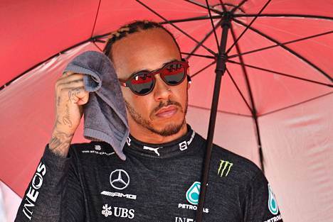 Lewis Hamilton kaipaa lisää tasa-arvoa urheilumediaan. Hamilton kuvattuna 12. kesäkuuta. 