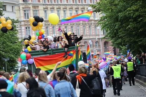 Helsinki Pride -kulkue vuonna 2018.