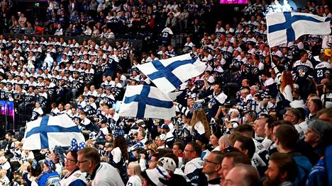 Jos Suomi olisi edennyt jääkiekon MM-kisoissa mitalipeleihin, turnauksen lipunmyynti olisi voinut yltää viime vuoden kotikisojen tasolle. 