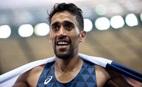 Morhad Amdouni juhli 7. elokuuta 2018 EM-kisojen 10000 metrin voittoa.