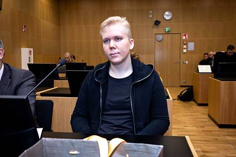 Aleksanteri Kivimäki, the suspect in the Vastaamo case, was filmed in court in November.