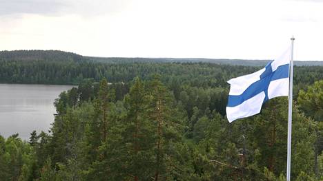 Tänään liputetaan ensimmäistä kertaa suomalaiselle luonnolle – Asiantuntija  vinkkaa, kuinka kaupunkilainenkin voi viettää Suomen luonnon päivää -  Päivän lehti  