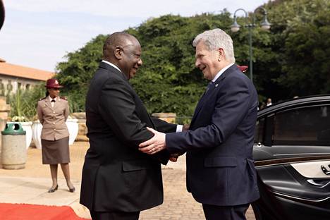 Etelä-Afrikan presidentti Cyril Ramaphosa ja Suomen presidentti Sauli Niinistö tapasivat tiistaina.