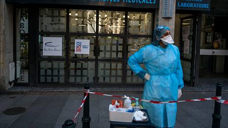 Koronavirus | Ranska varautuu haastavaan viikonloppuun: Pääministeri varoitti kriisistä ja Pariisin sairaaloista pelätään tilan loppuvan